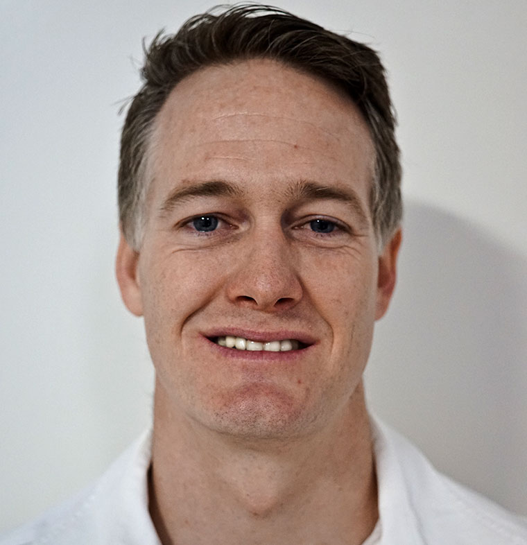 Dr Bruce Grant Chiropractor